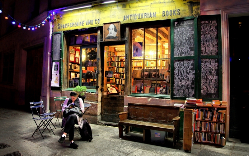 Welcome to Shakespeare and Company