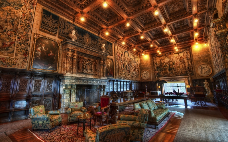 The Alluring Magnificence of Hearst Castle